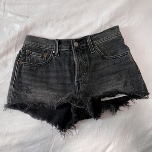 COPY - Levi’s 501 x Aritzia Black Denim Short